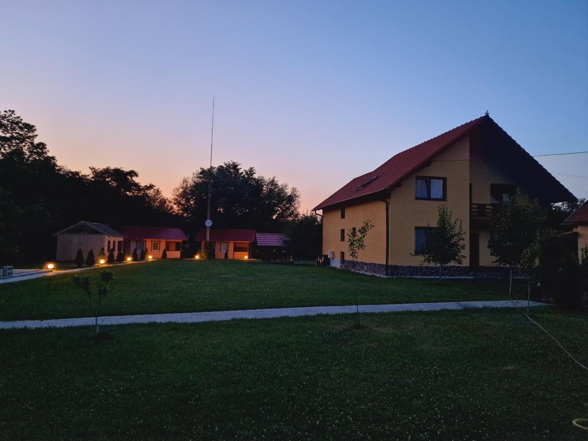 Casa Maya Săsciori Eksteriør billede